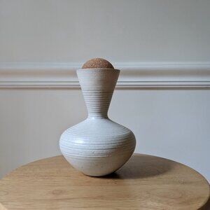 HEIRLOOM POTTERY CO. New Decanter - Bone Color